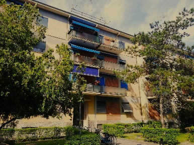 Foto Appartamento in VIA POMPOSA, Ferrara Via Pomposa di 95 m² con 4 locali