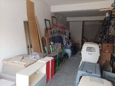 Foto Box in Via Ancona, San Giovanni la Punta Centro di 55 m² con 2 locali