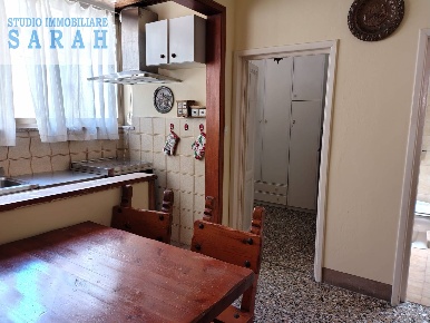 Foto Appartamento in VIA FIRENZE, Viareggio Lungomare di 90 m² con 4 locali