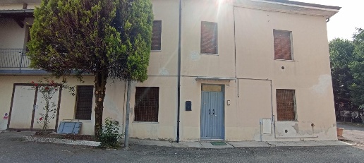 Foto Appartamento a Gattatico Case Ponte Enza di 160 m² con 3 locali