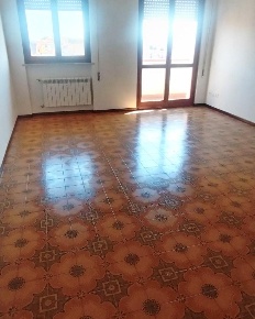 Foto Appartamento a Carrara Marina di Carrara di 98 m² con 4 locali
