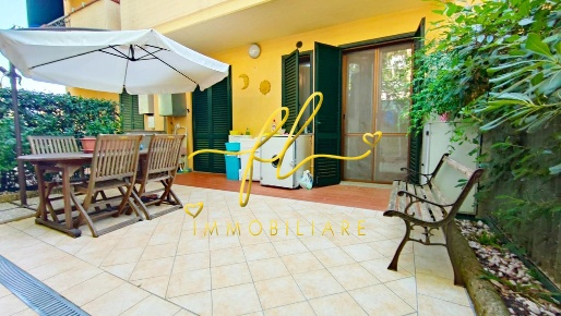 Foto Appartamento a Rosignano Marittimo in vendita