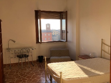 Foto Appartamento a Pisa San Francesco di 20 m² con 5 locali in affitto