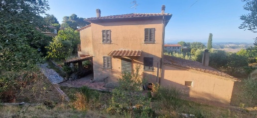 Foto Casa indipendente a Casciana Terme Lari Casciana Terme di 250 m²