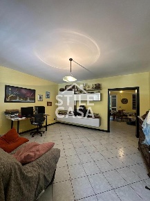 Foto Casa indipendente a Monsummano Terme Centro di 180 m² con 7 locali