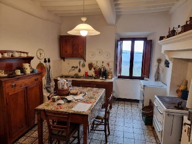 Foto Casa indipendente a Monticiano Lama di 170 m² con 6 locali in vendita
