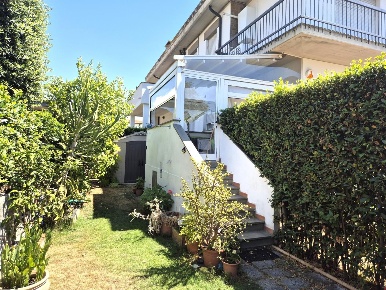 Foto Appartamento a Campiglia Marittima Venturina di 75 m² con 4 locali