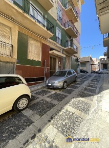 Foto Appartamento in via San Martino, Pachino Centro di 76 m² con 4 locali