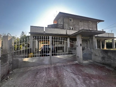 Foto Villa unifamiliare in Contrada Guarenna Nuova, Casoli Guarenna Nuova