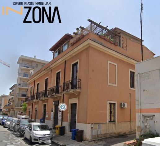 appartamento in vendita a Reggio di Calabria in zona Sbarre