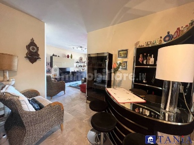 Foto Attico in via cavallotti, Carrara Marina di Carrara di 120 m²