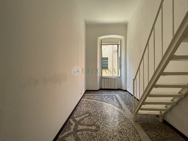 Foto Appartamento in Via Lancillotto Cattani 34, Sarzana Centro di 100 m²