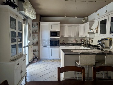 Foto Appartamento a Quarto d'Altino Centro di 150 m² con 7 locali