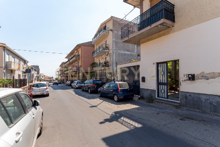 Foto Casa indipendente in Via Roma 66, Camporotondo Etneo Centro di 110 m²