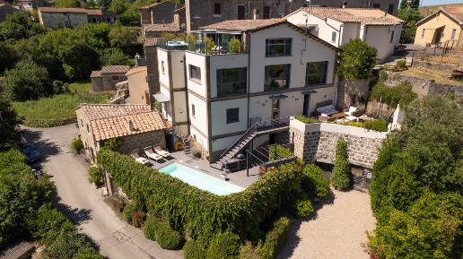 Foto Villa unifamiliare in Via di Vitozza snc, Sorano San Quirico di 750 m²