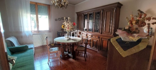Foto Appartamento a Dicomano Centro di 100 m² con 4 locali in vendita
