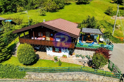 Foto Villa unifamiliare in Via Sottoripa  4, Bracca di 95 m² con 3 locali