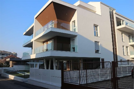 Foto Appartamento in Via al monte, Cantù Semicentro di 69 m² con 2 locali
