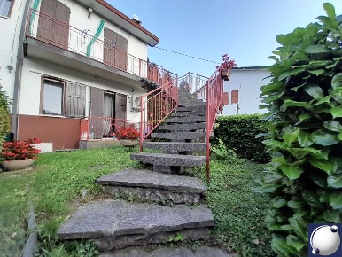 Foto Appartamento in Via Caravaggio, Canzo di 67 m² con 3 locali in vendita