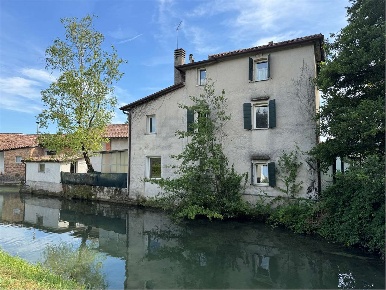 Foto Casa indipendente in Via Postumia  48, Vittorio Veneto Centro