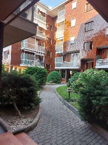 Foto Appartamento in Via Frejus, Orbassano Centro di 75 m² con 3 locali
