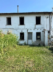 Foto Appartamento a Nogarole Rocca di 110 m² con 4 locali in vendita