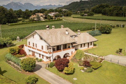Foto Villa unifamiliare in Via CanÃ¨ Centro 27, Limana Cané di 320 m²