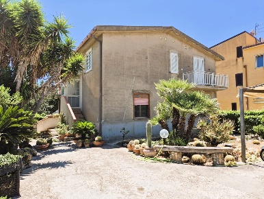 Foto Villa unifamiliare in Via Caterina D'Altavilla 3, Agrigento in vendita