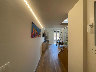 Foto Appartamento in Via Roma 325, Palermo Castellammare di 75 m²