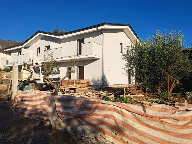 Foto Villa unifamiliare in Via Sprumaro snc, Cervaro di 120 m² con 4 locali