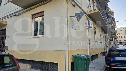Foto Appartamento in Via Giovanni Verga 3, Bagheria Centro di 87 m²