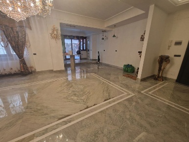 Foto Appartamento in Enrico Cosenz, Napoli in vendita