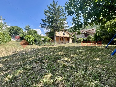 Foto Casa indipendente in Via fontana 10, Torre Cajetani di 160 m²