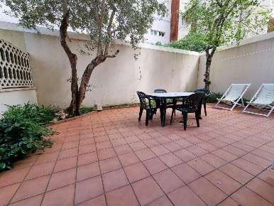 Foto Appartamento a Viareggio Lungomare di 90 m² con 5 locali in vendita