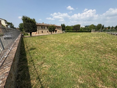 Foto Appartamento a Poggibonsi Staggia di 250 m² con 9 locali in vendita