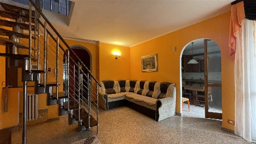 Foto Appartamento in Via Togliatti, Tortona Località Villoria di 152 m²