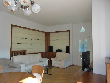 Foto Appartamento a San Giovanni Valdarno di 120 m² con 6 locali in vendita