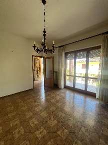 Foto Appartamento a Borgo a Mozzano Diecimo di 120 m² con 6 locali