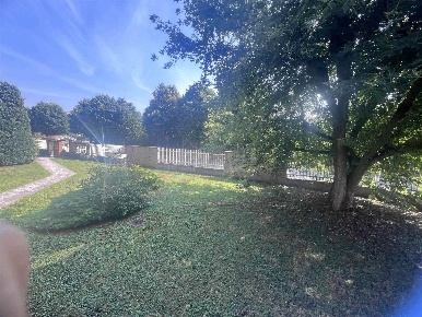 Foto Appartamento a Inveruno Centro di 110 m² con 3 locali in vendita