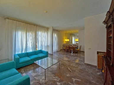 Foto Appartamento a Firenze Campo di Marte di 150 m² con 7 locali