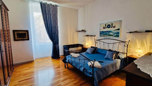 Foto Appartamento a La Spezia Centro Storico di 104 m² con 4 locali
