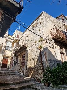 Foto Appartamento in cortile oddetto 5, Giuliana Brancaccio di 118 m²