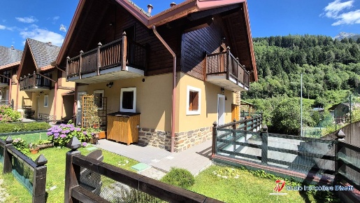 Foto Villa unifamiliare a Incudine di 64 m² con 3 locali in vendita