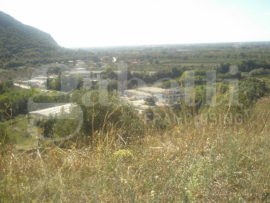 Foto Terreno residenziale a Capua Sant'angelo In Formis di 3300 m²