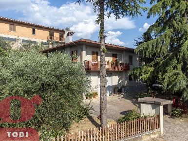 Foto Casa indipendente in Strada provinciale 421 1, Collazzone Centro