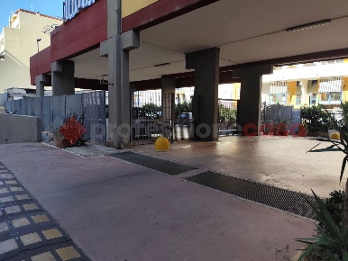 Foto Box in Via riccardo zandonai 25, Bari San Girolamo di 11 m² in vendita