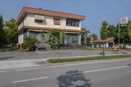 Foto Appartamento in Via Villafranca 50, Chions Taiedo di 355 m² in vendita