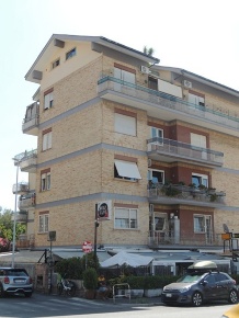 Foto Appartamento in Camillo Serafini, Roma in vendita