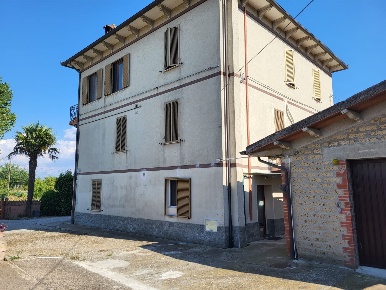 Foto Appartamento a Castiglione del Lago di 190 m² con 7 locali in vendita