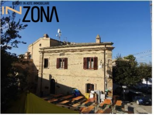 appartamento in vendita a Roseto degli Abruzzi in zona Montepagano
